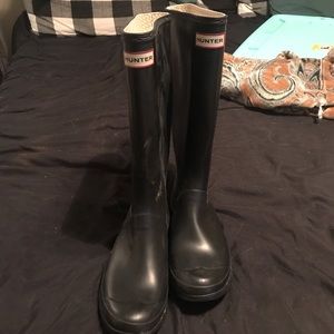 Black hunter rain boots